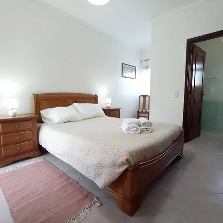 Coral Do Vau 1 I By Sweet Apartment